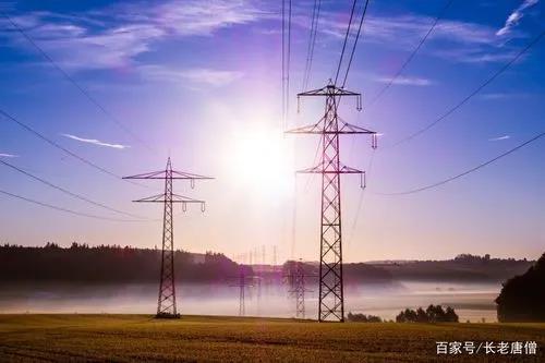  高壓線沒(méi)有外絕緣護(hù)套，下雨天能防漏電嗎？